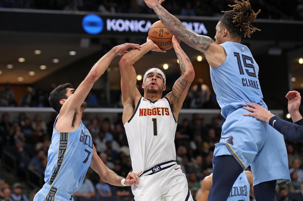 足球这项运 足球这项运